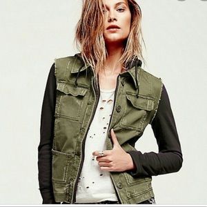 ✨SALE✨Army Green Free People Jacket